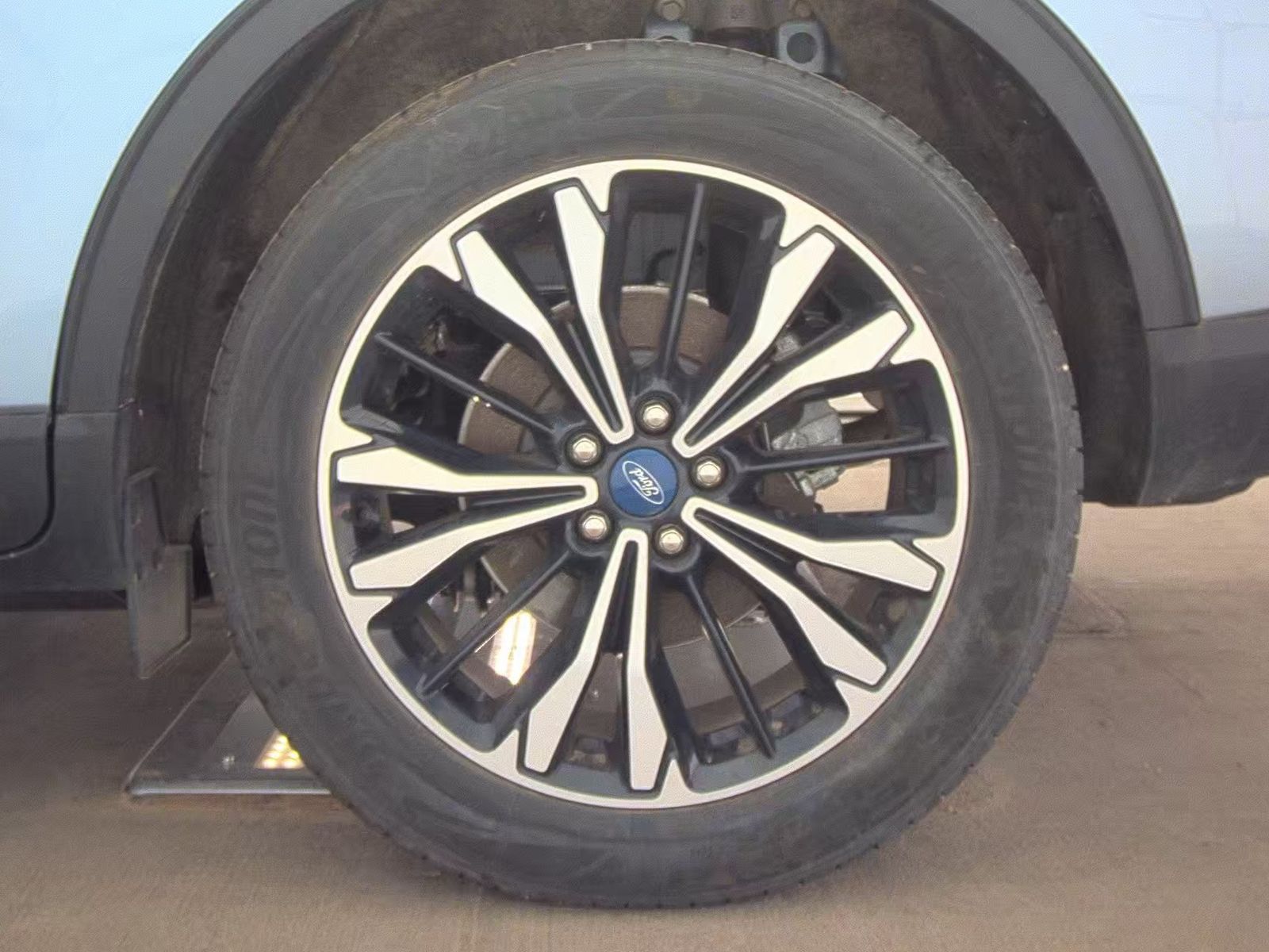 2022 Ford Escape SE FWD