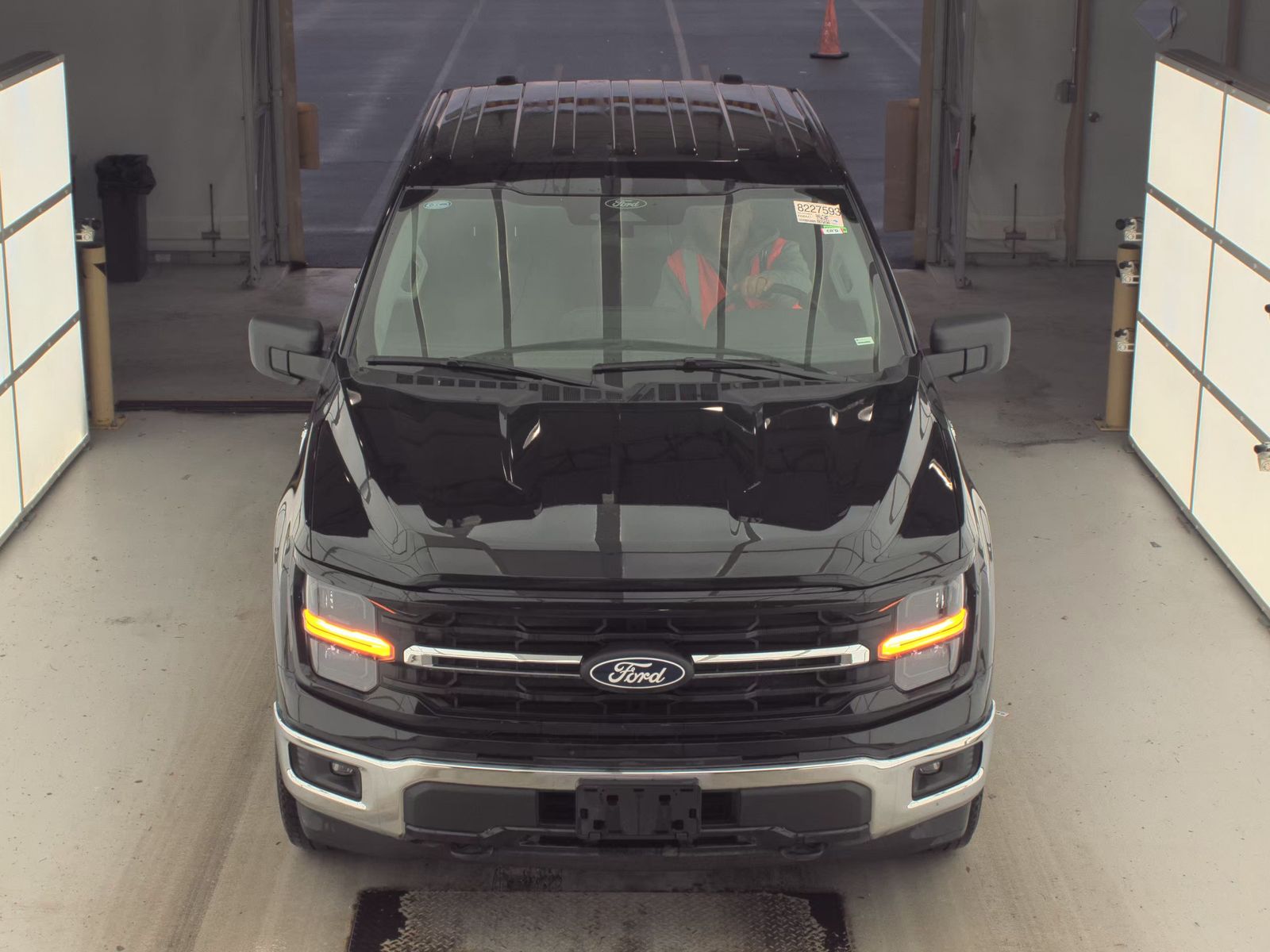 2025 Ford F-150 XLT AWD