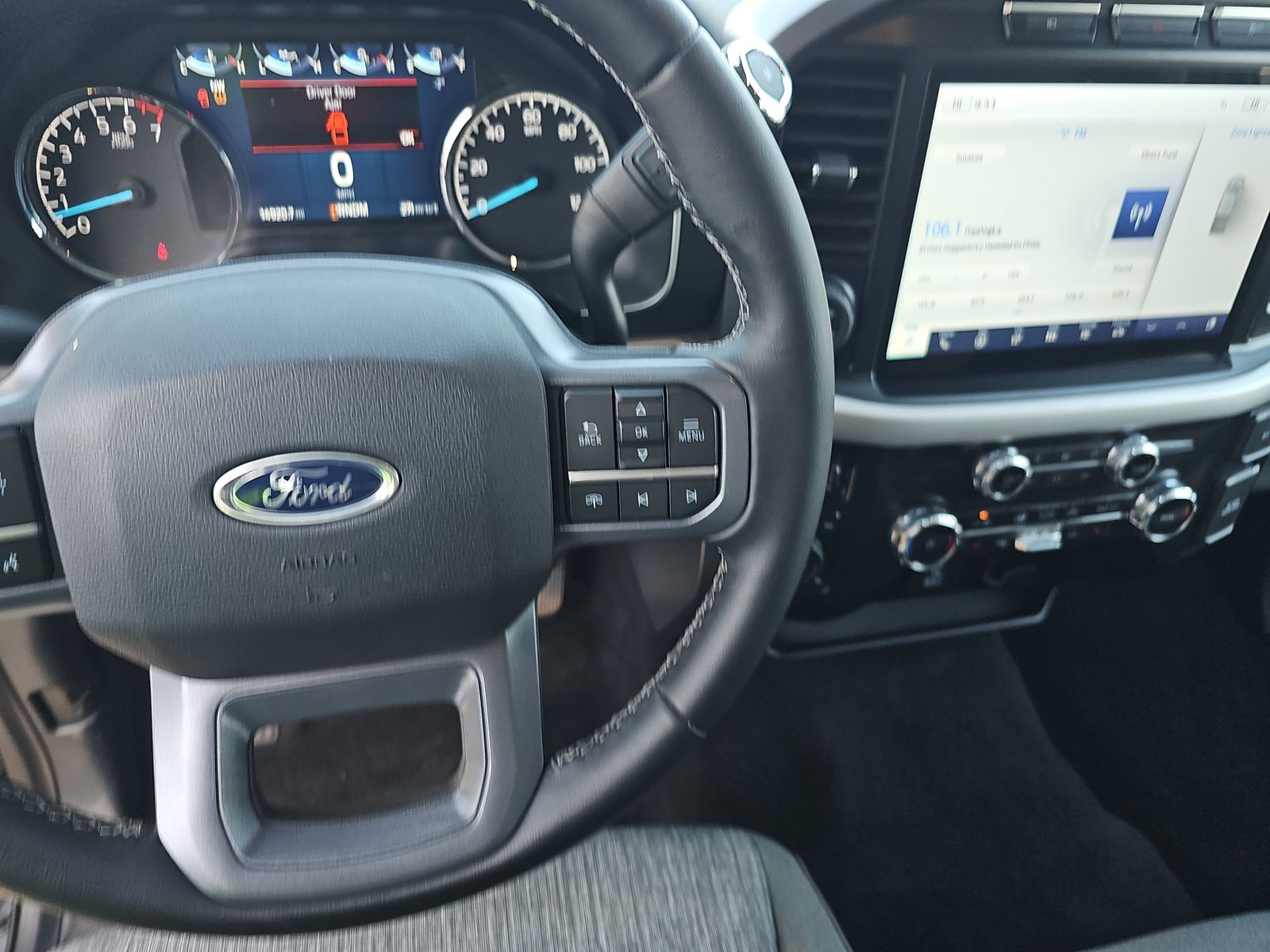 2023 Ford F-150 XLT AWD