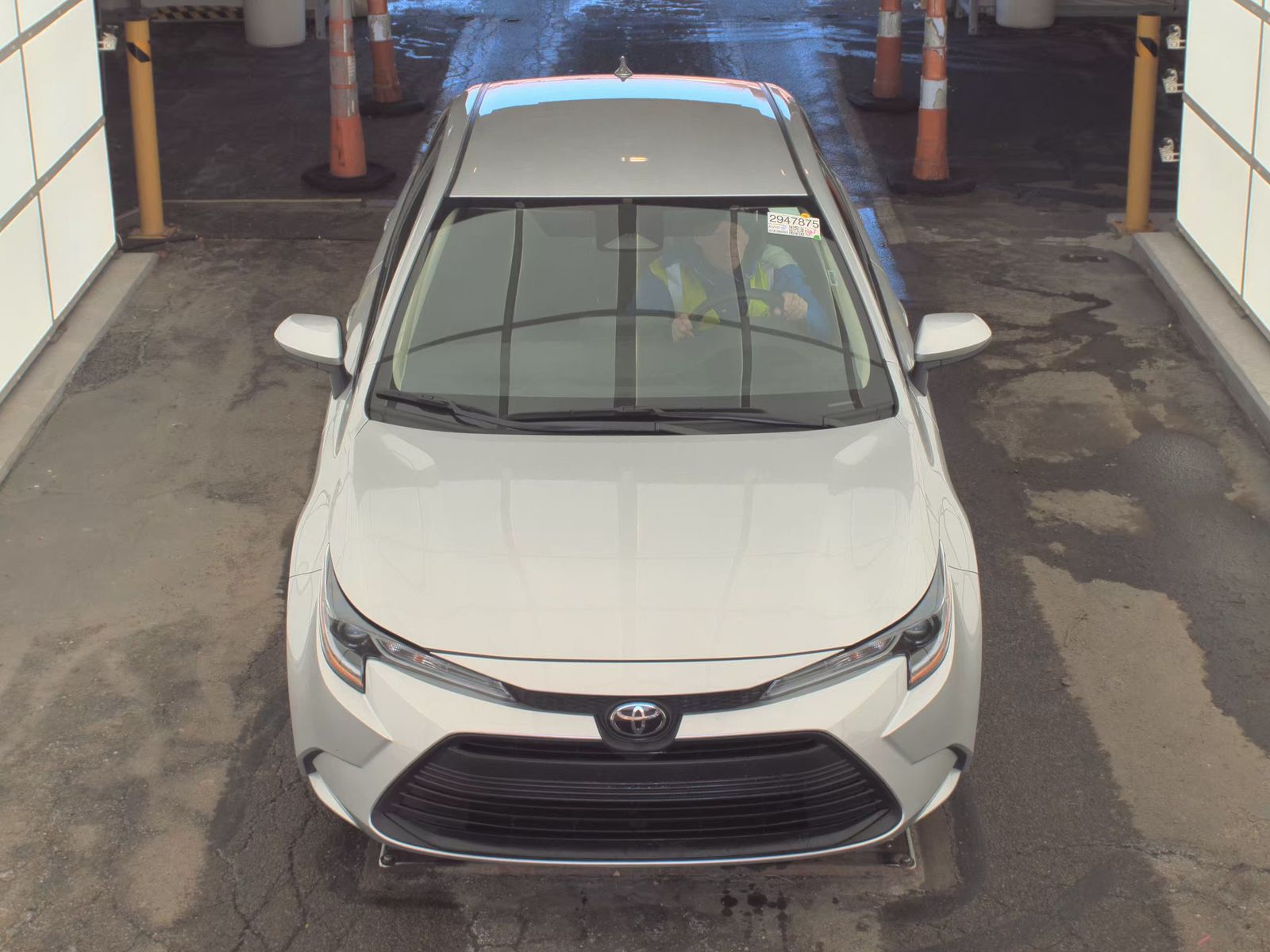 2025 Toyota Corolla LE FWD