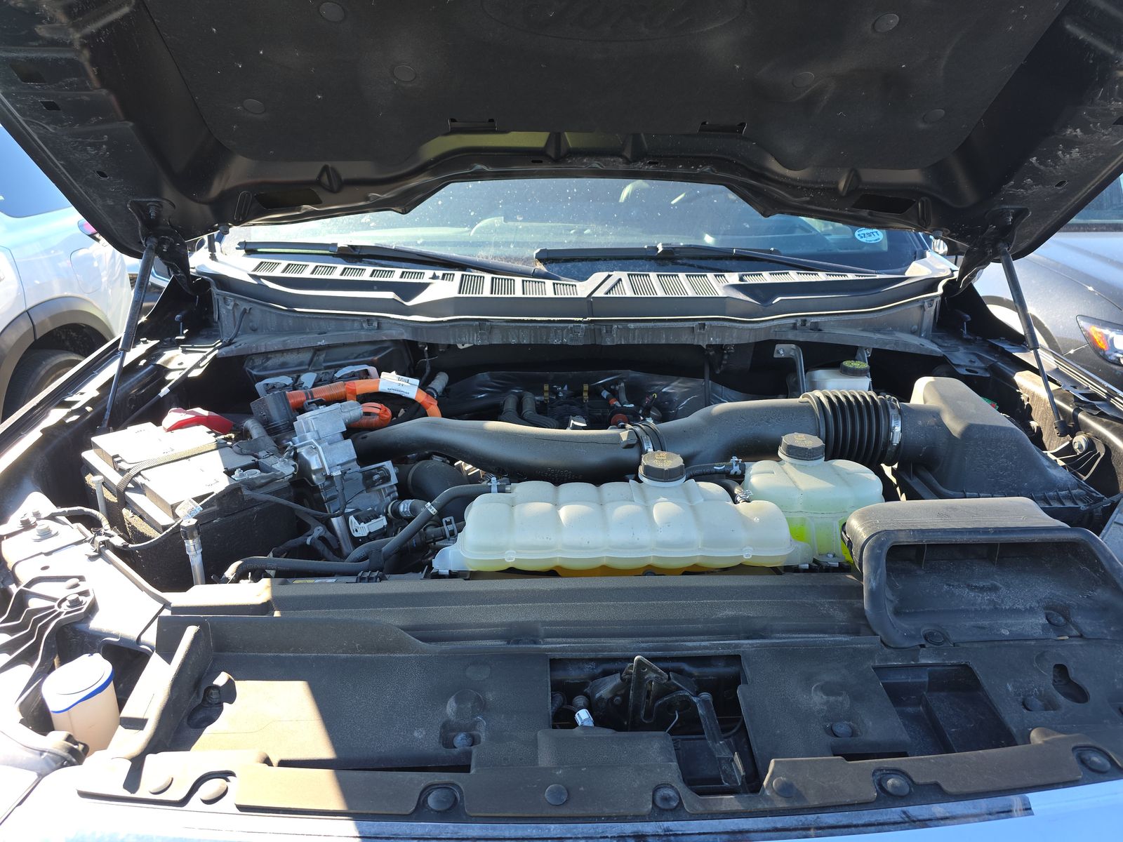 2024 Ford F-150 Hybrid Lariat AWD