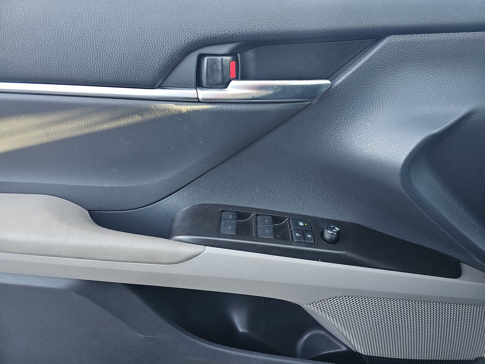 2021 Toyota Camry LE FWD