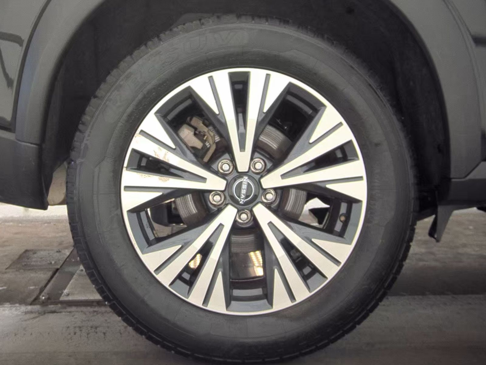 2023 Nissan Rogue SV FWD