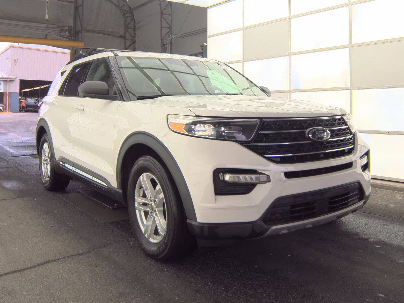2020 Ford Explorer XLT RWD