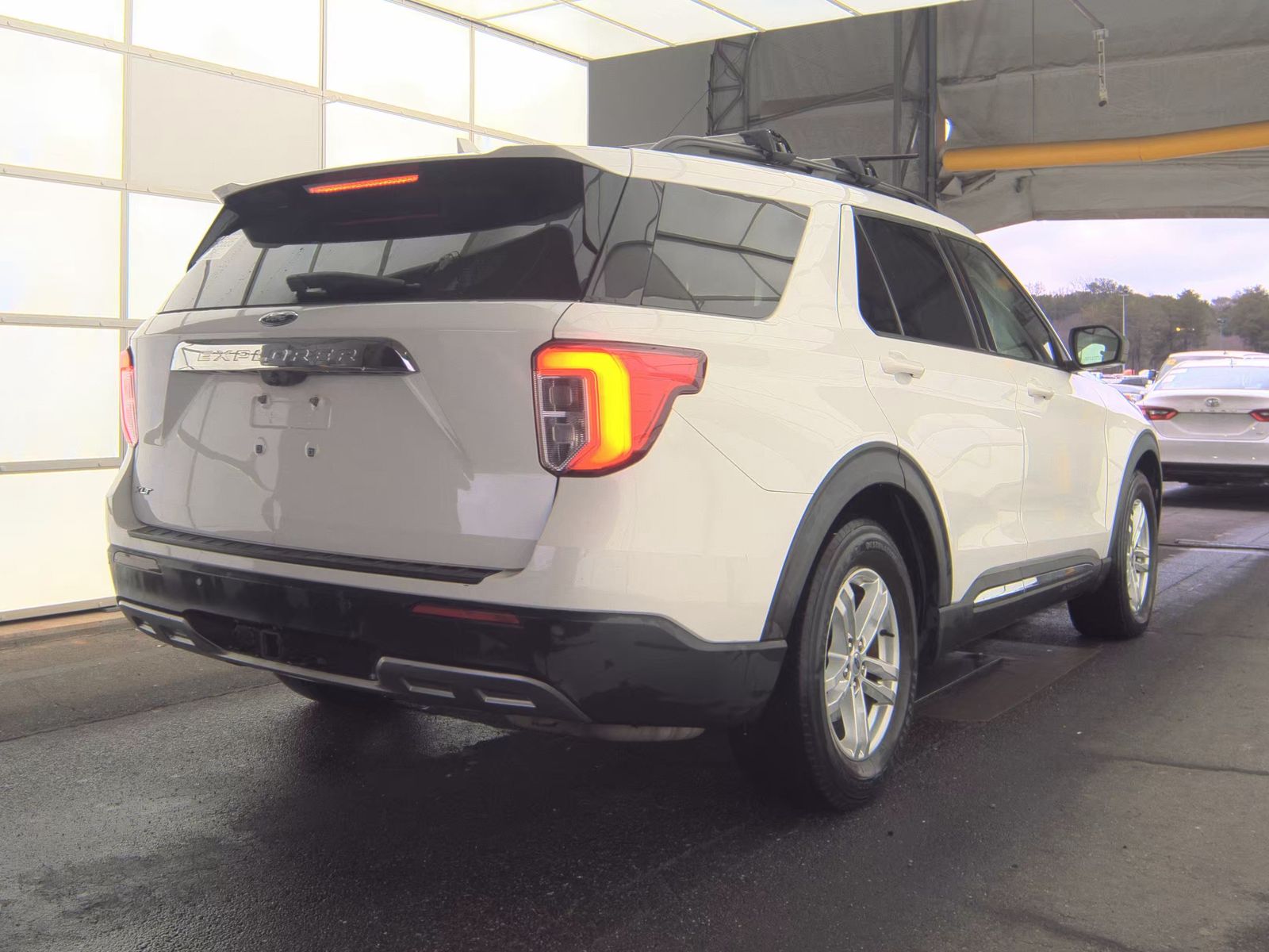 2020 Ford Explorer XLT RWD