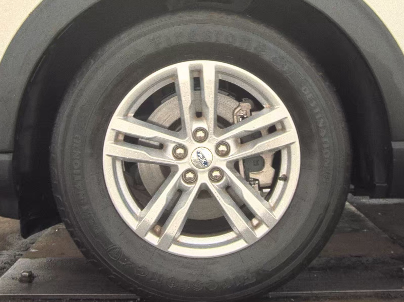 2020 Ford Explorer XLT RWD