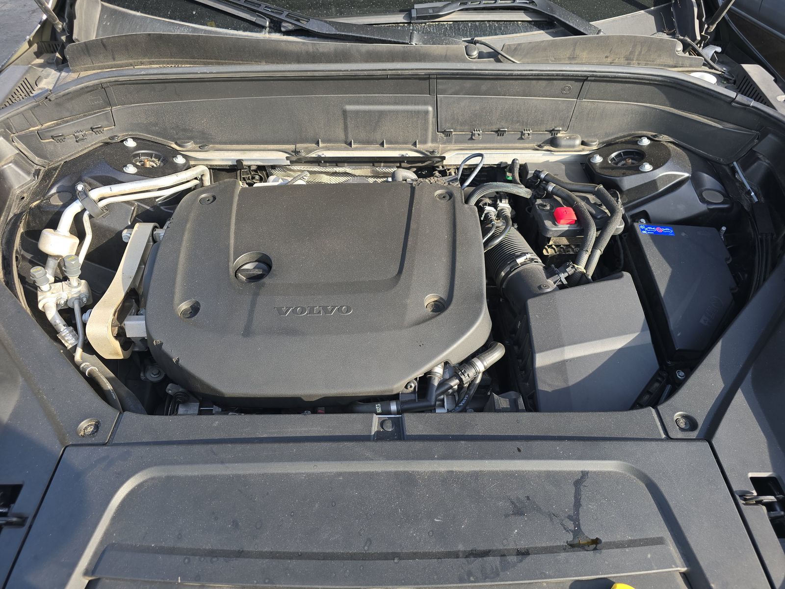 2023 Volvo XC90 B6 Plus AWD