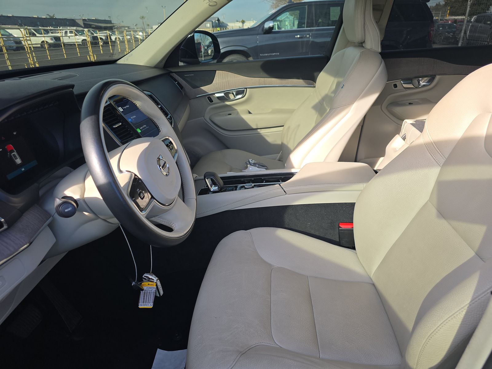 2023 Volvo XC90 B6 Plus AWD