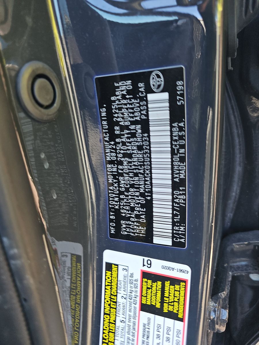 2025 Toyota Camry LE FWD