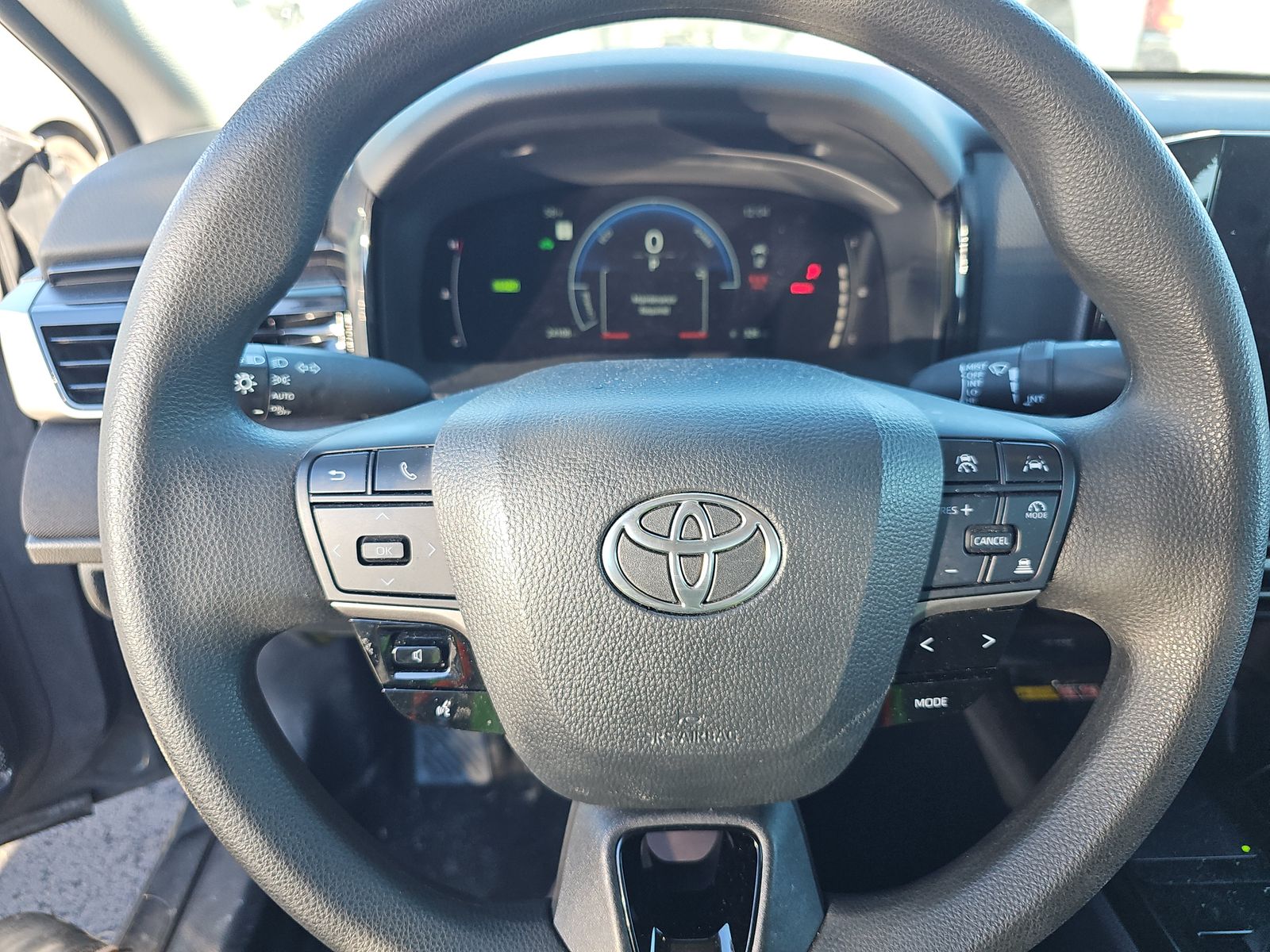 2025 Toyota Camry LE FWD