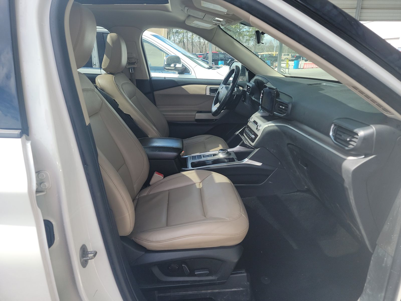 2020 Ford Explorer XLT RWD