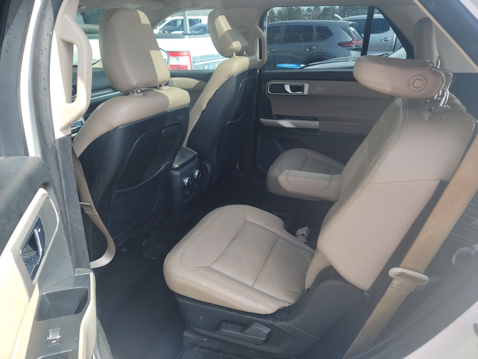 2020 Ford Explorer XLT RWD