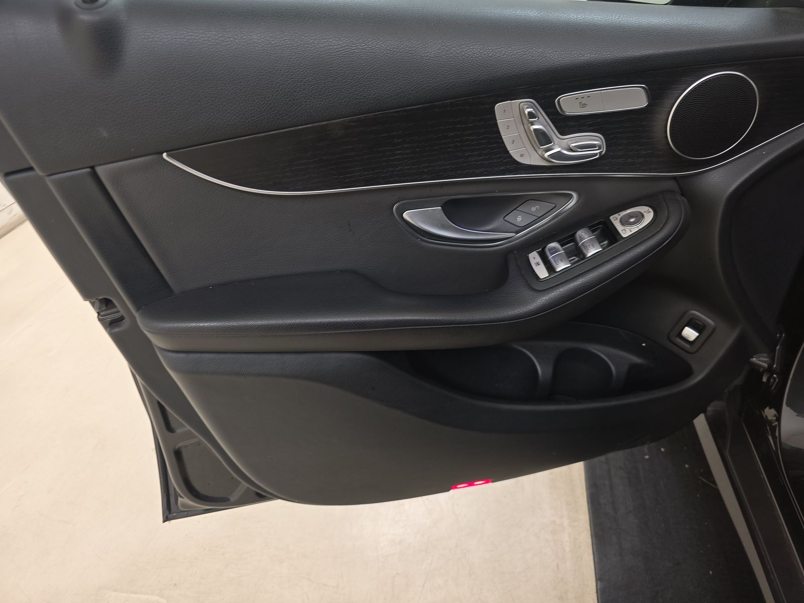 2022 Mercedes-Benz GLC GLC 300 RWD