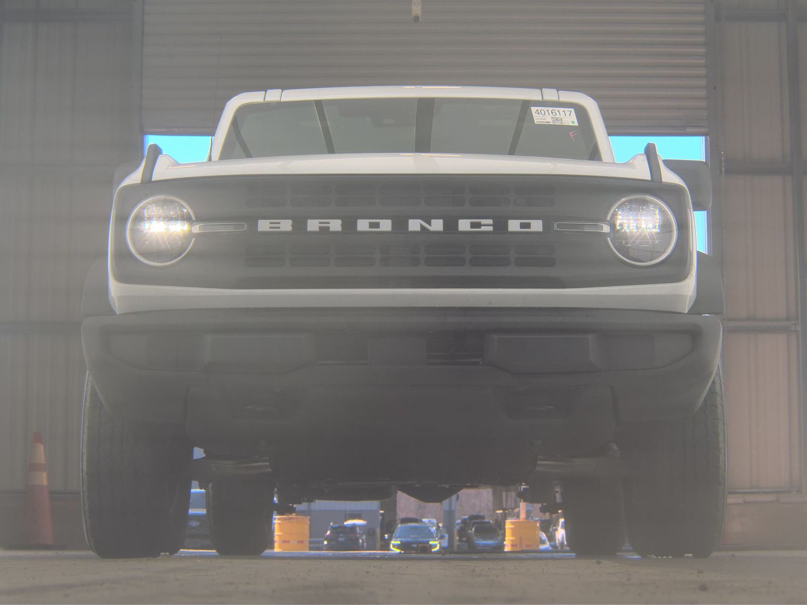 FORD BRONCO - 4