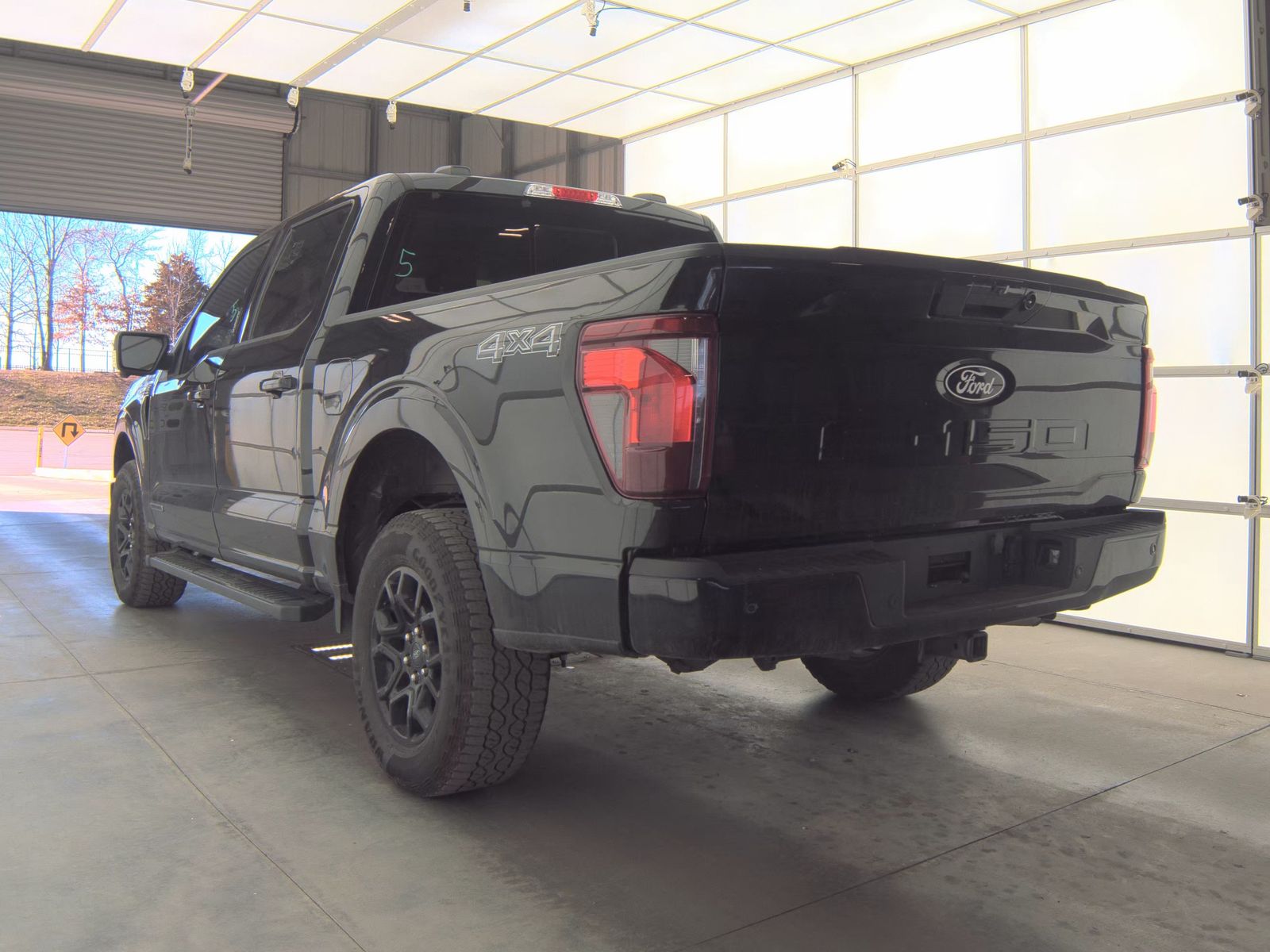 2024 Ford F-150 Hybrid XLT AWD