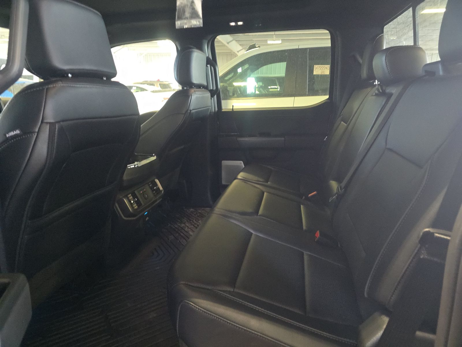 2025 Ford F-150 Lariat AWD