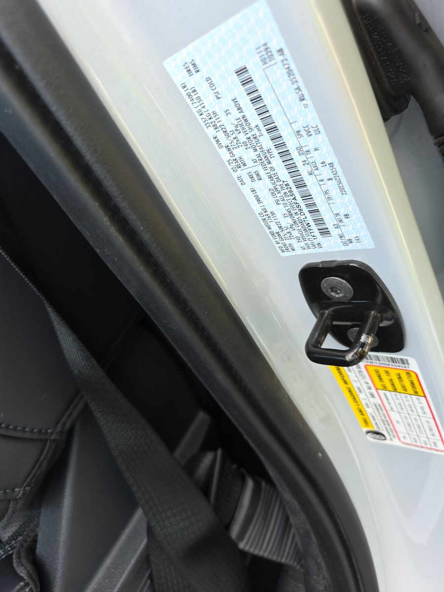 2025 Ford F-150 Hybrid Platinum AWD