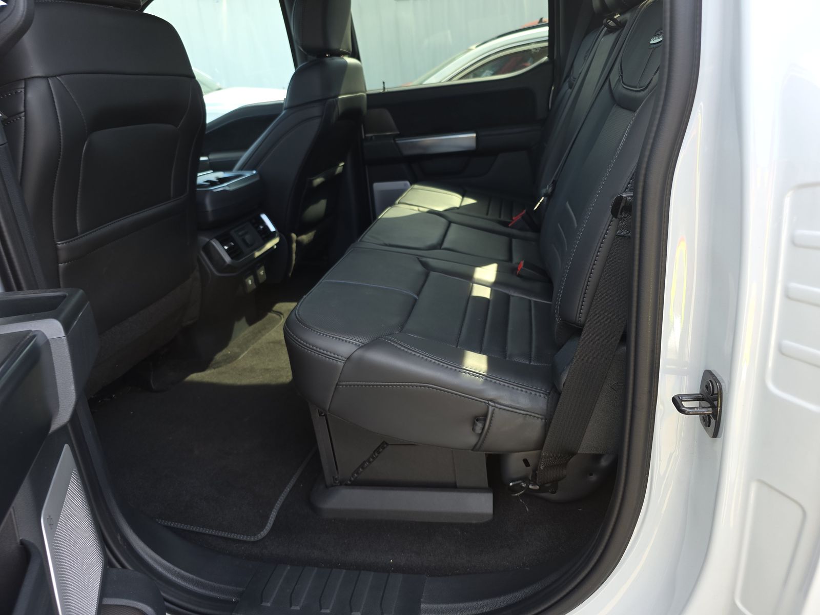 2025 Ford F-150 Hybrid Platinum AWD