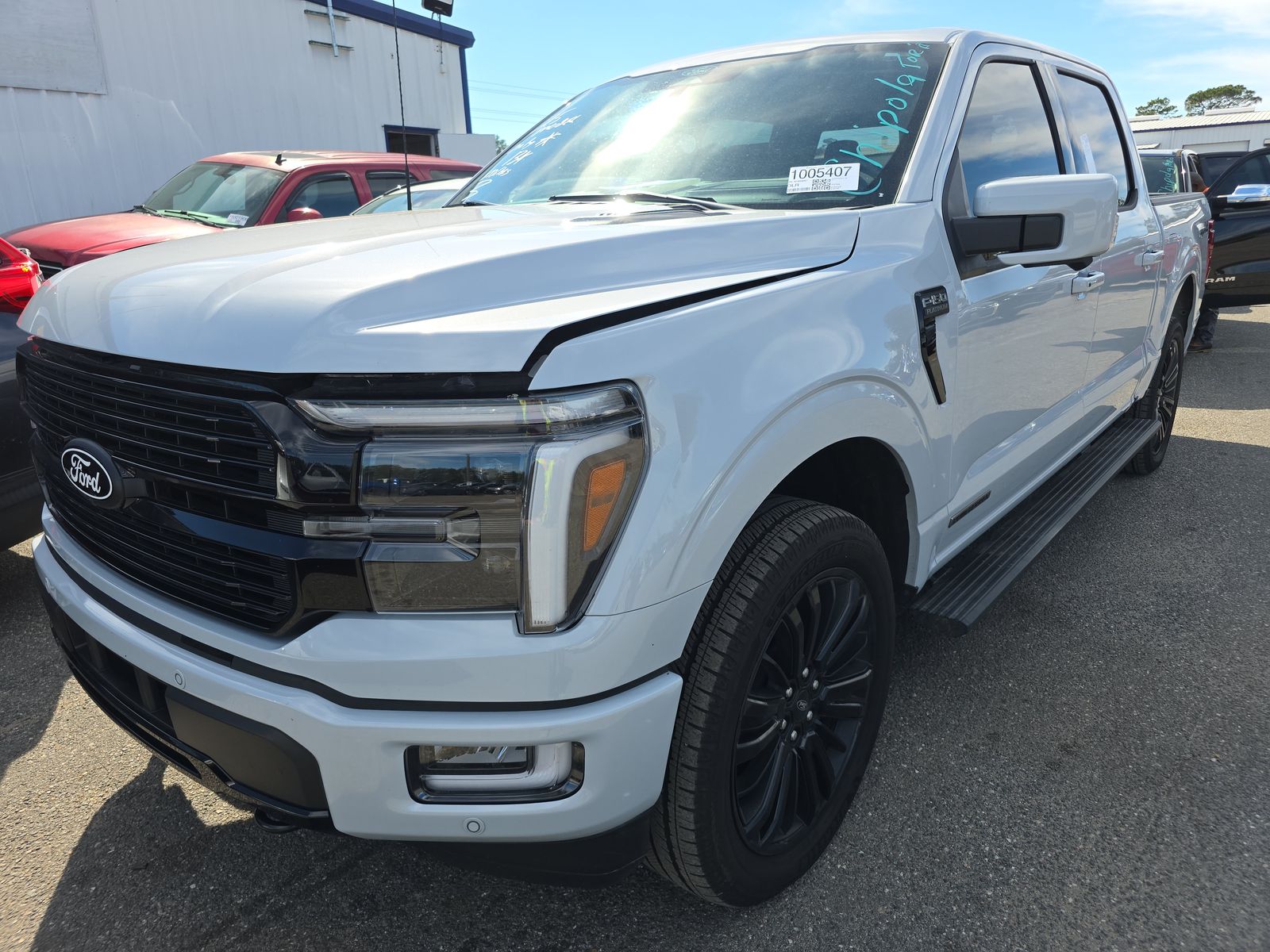 2025 Ford F-150 Hybrid Platinum AWD
