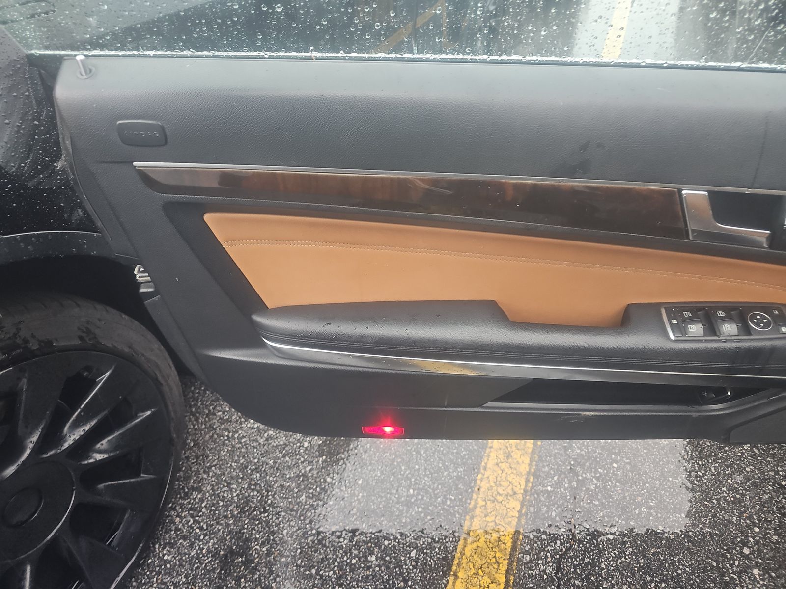 MERCEDES-BENZ E-CLASS - 10