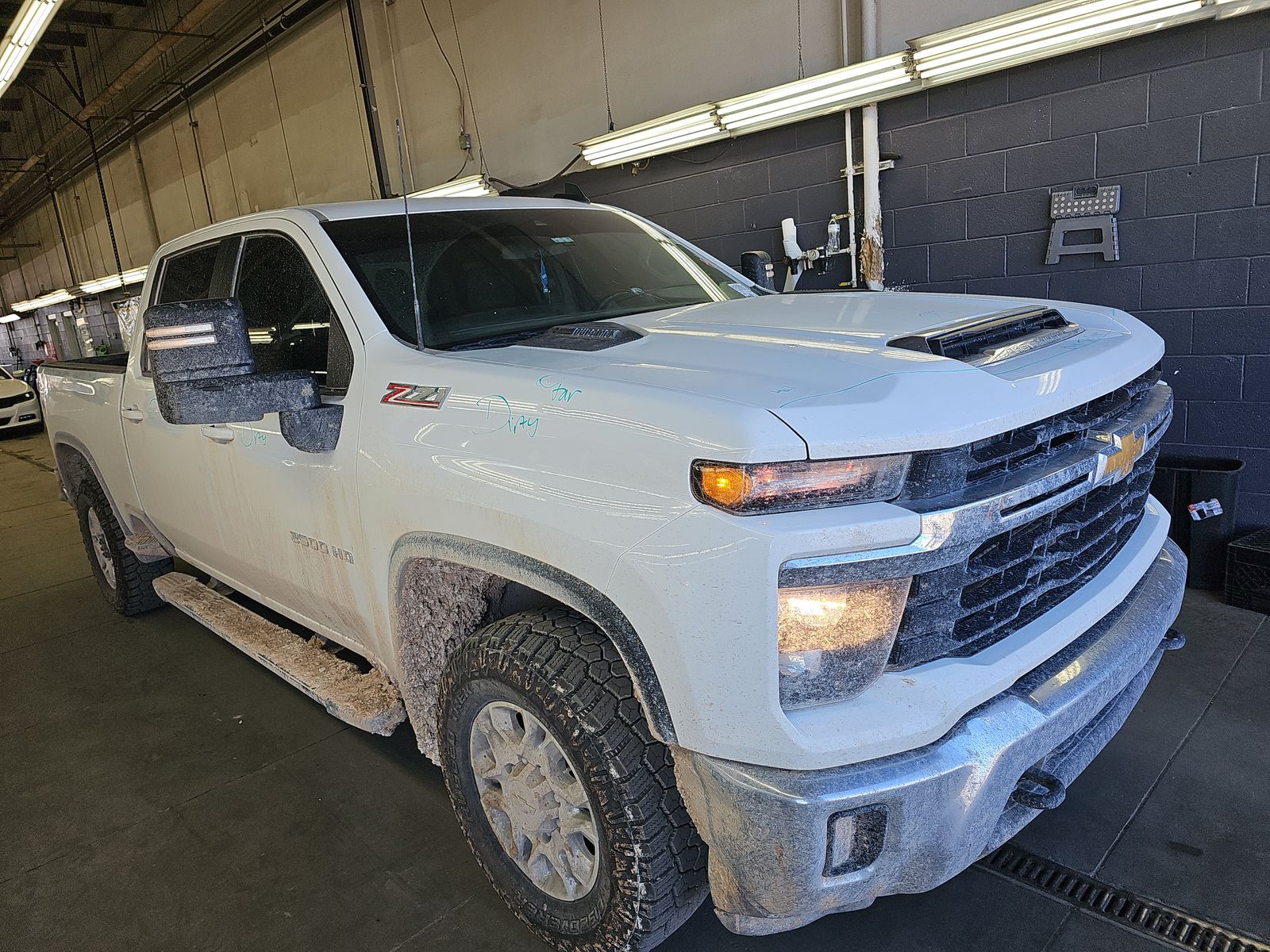 2024 Chevrolet Silverado 2500HD LT AWD