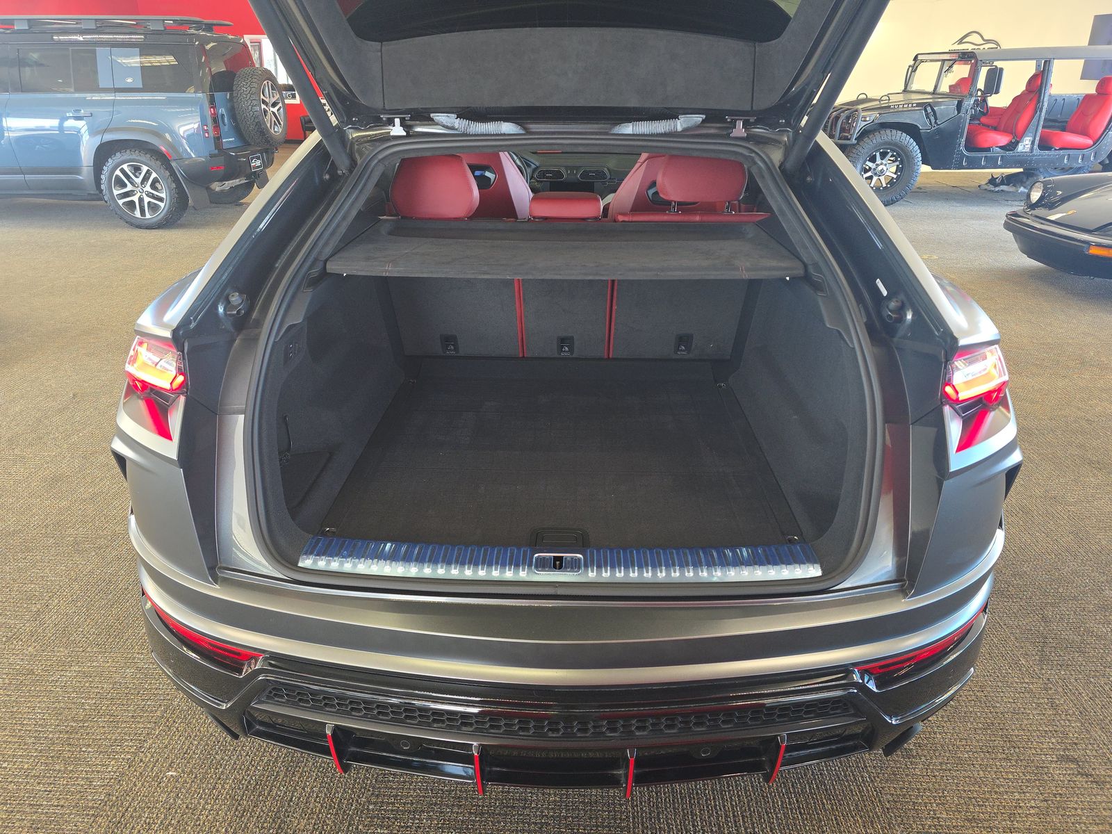 2019 Lamborghini Urus Base AWD