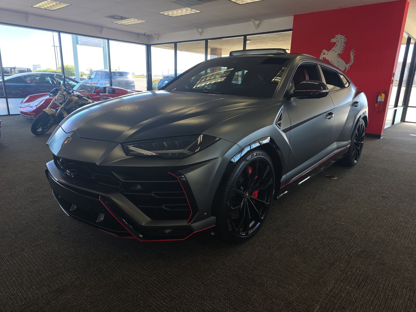 2019 Lamborghini Urus Base AWD