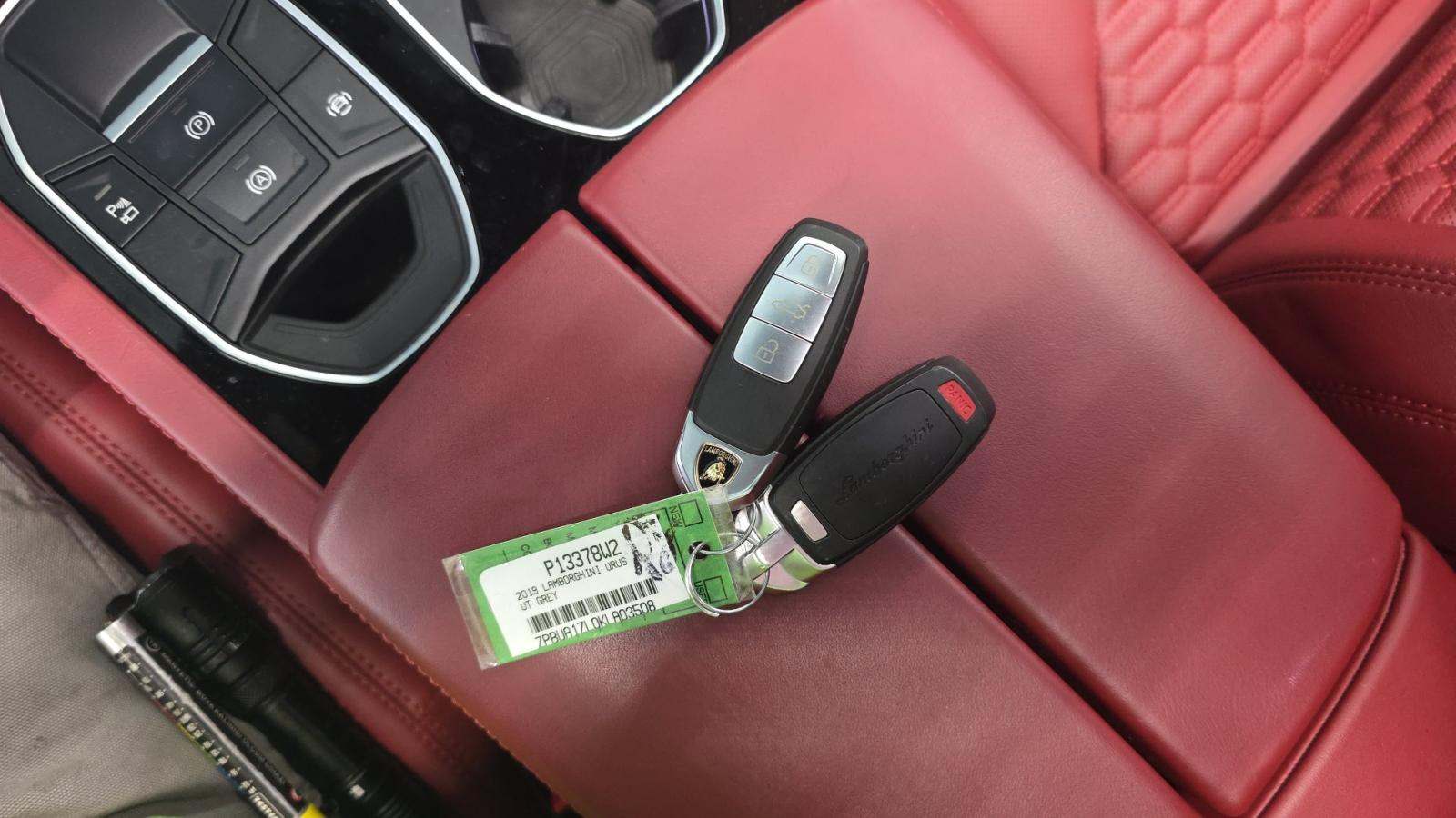 2019 Lamborghini Urus Base AWD