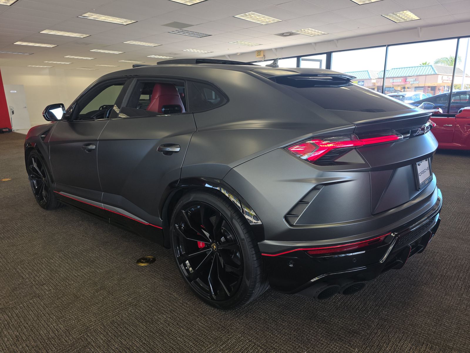 2019 Lamborghini Urus Base AWD