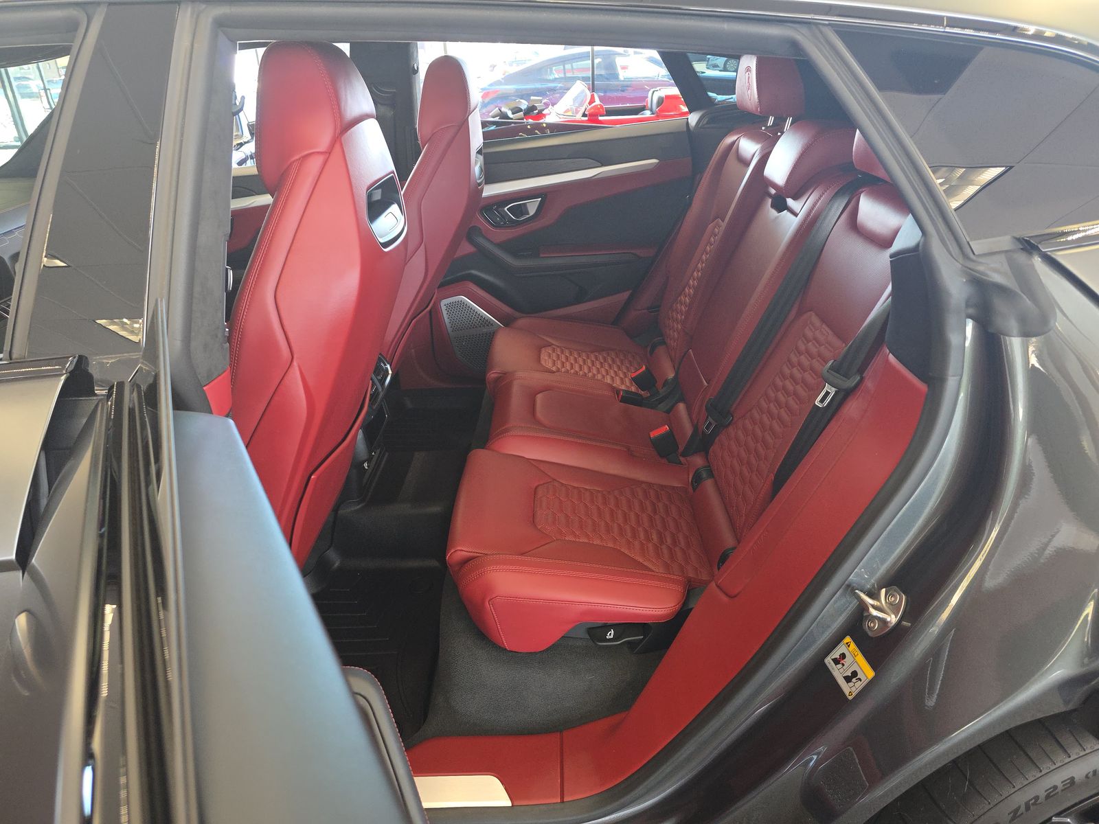 2019 Lamborghini Urus Base AWD