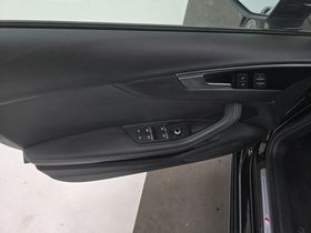 Audi A4 Sedan Premium Plus 45 TFSI снимка Audi A4 Sedan Premium Plus 45 TFSI