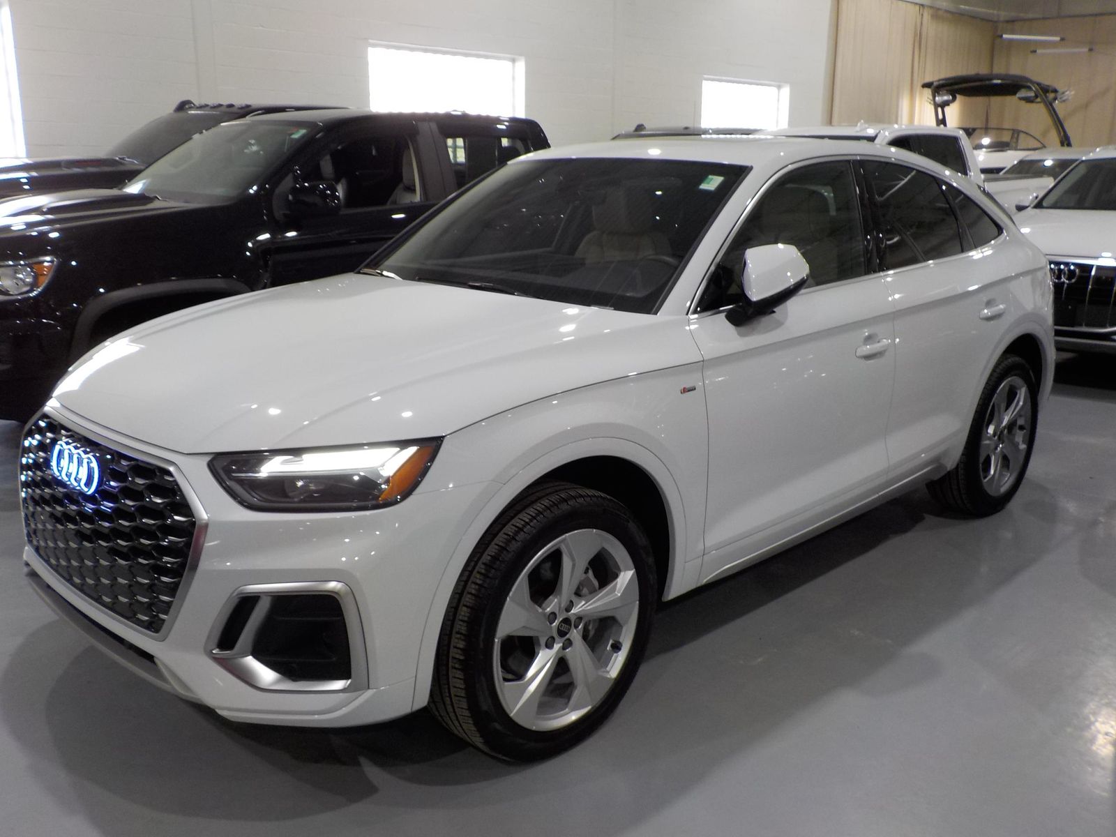 2025 Audi Q5 Premium Plus AWD