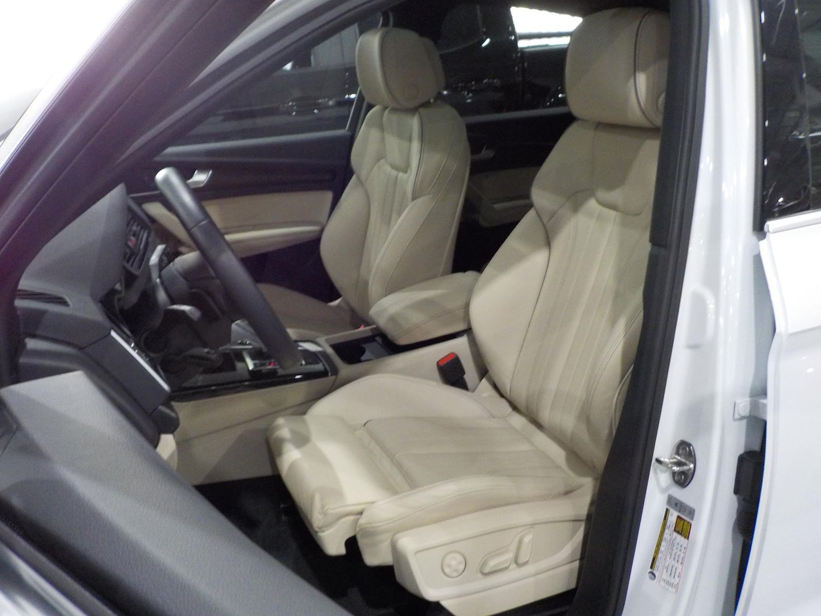 2025 Audi Q5 Premium Plus AWD