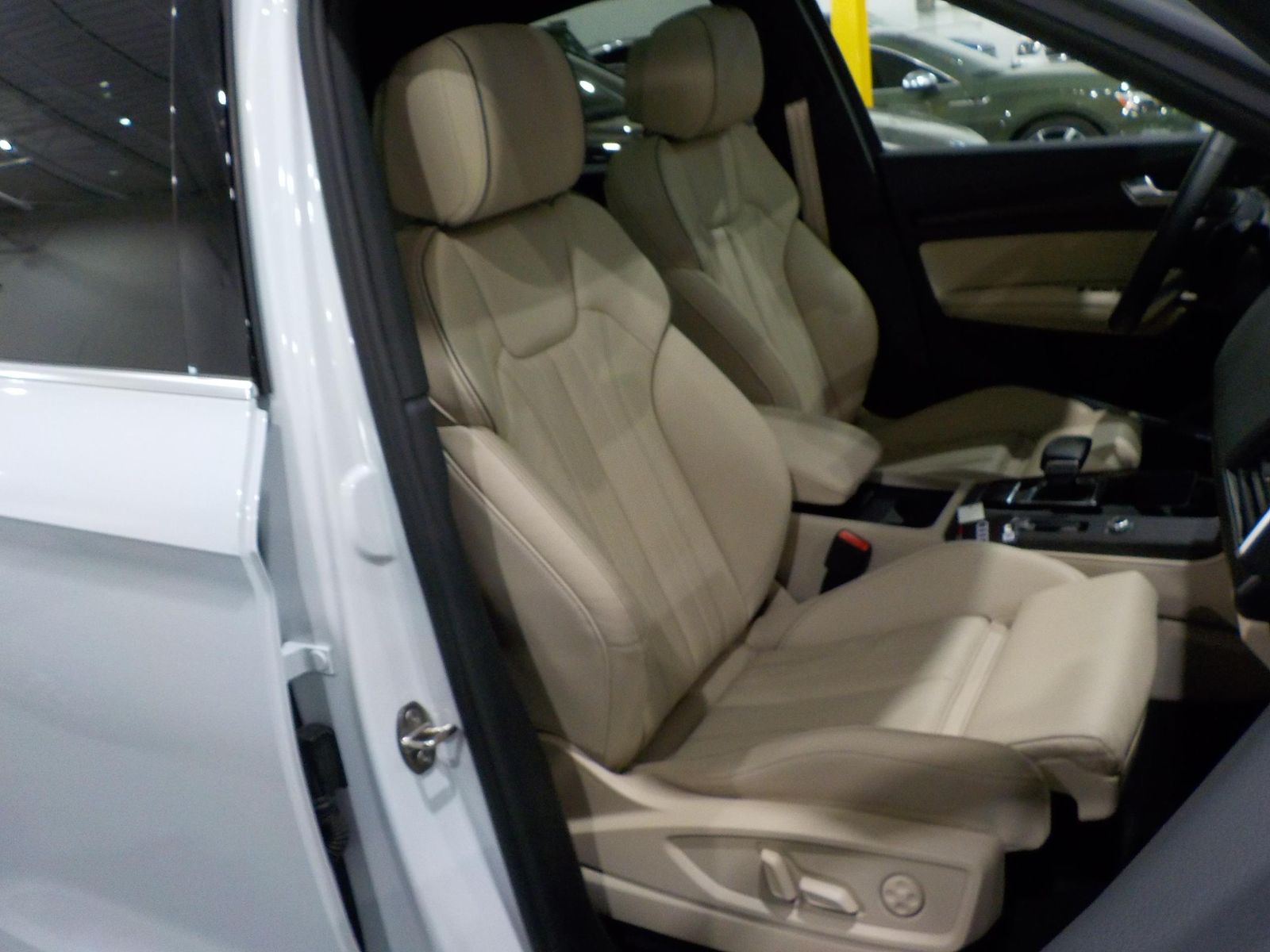 2025 Audi Q5 Premium Plus AWD