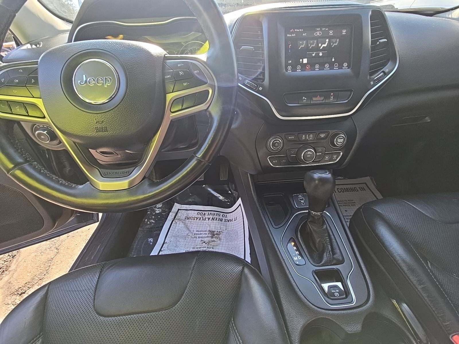 JEEP LATITUDE + - 6