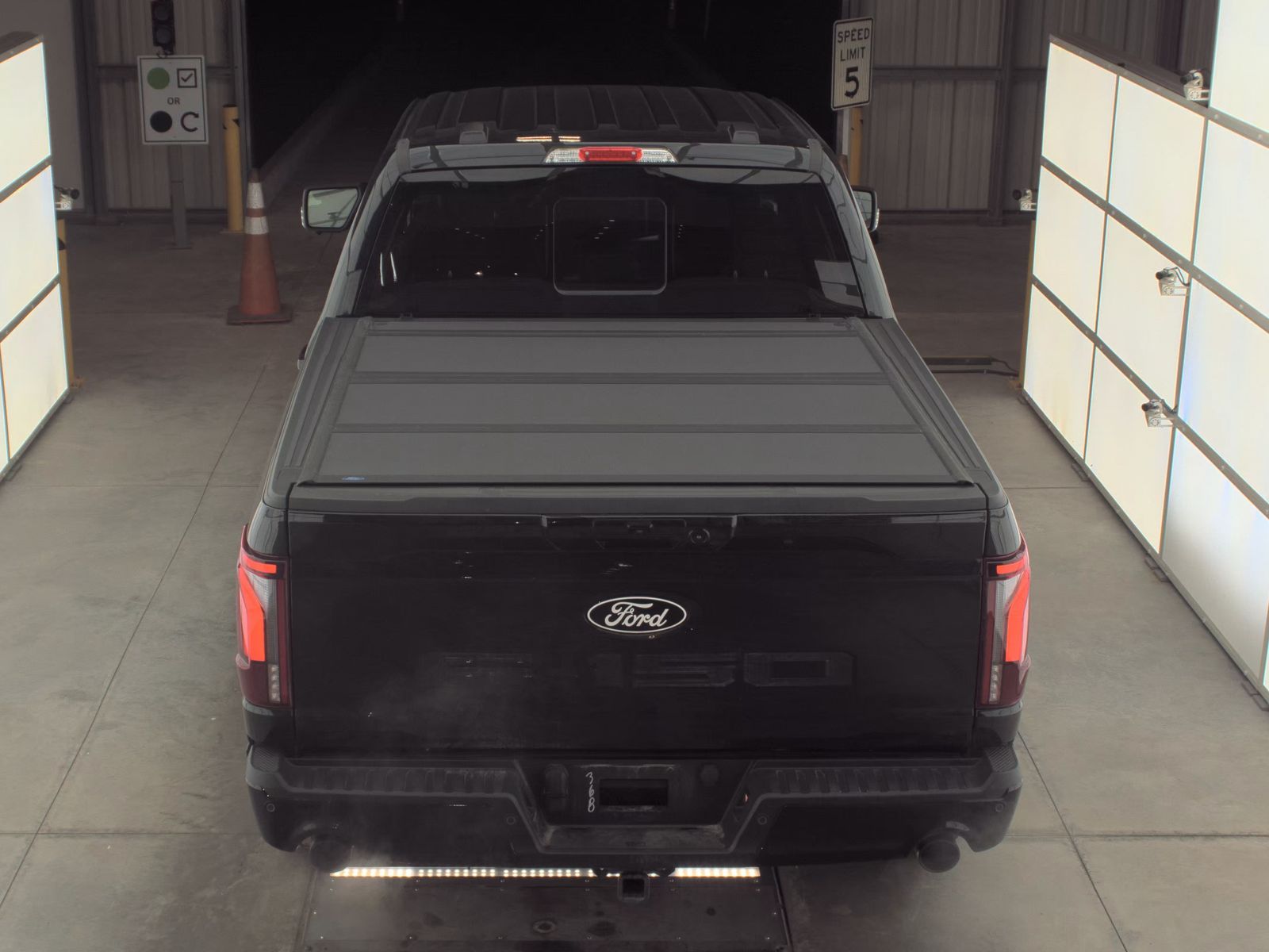 2025 Ford F-150 Hybrid Lariat AWD