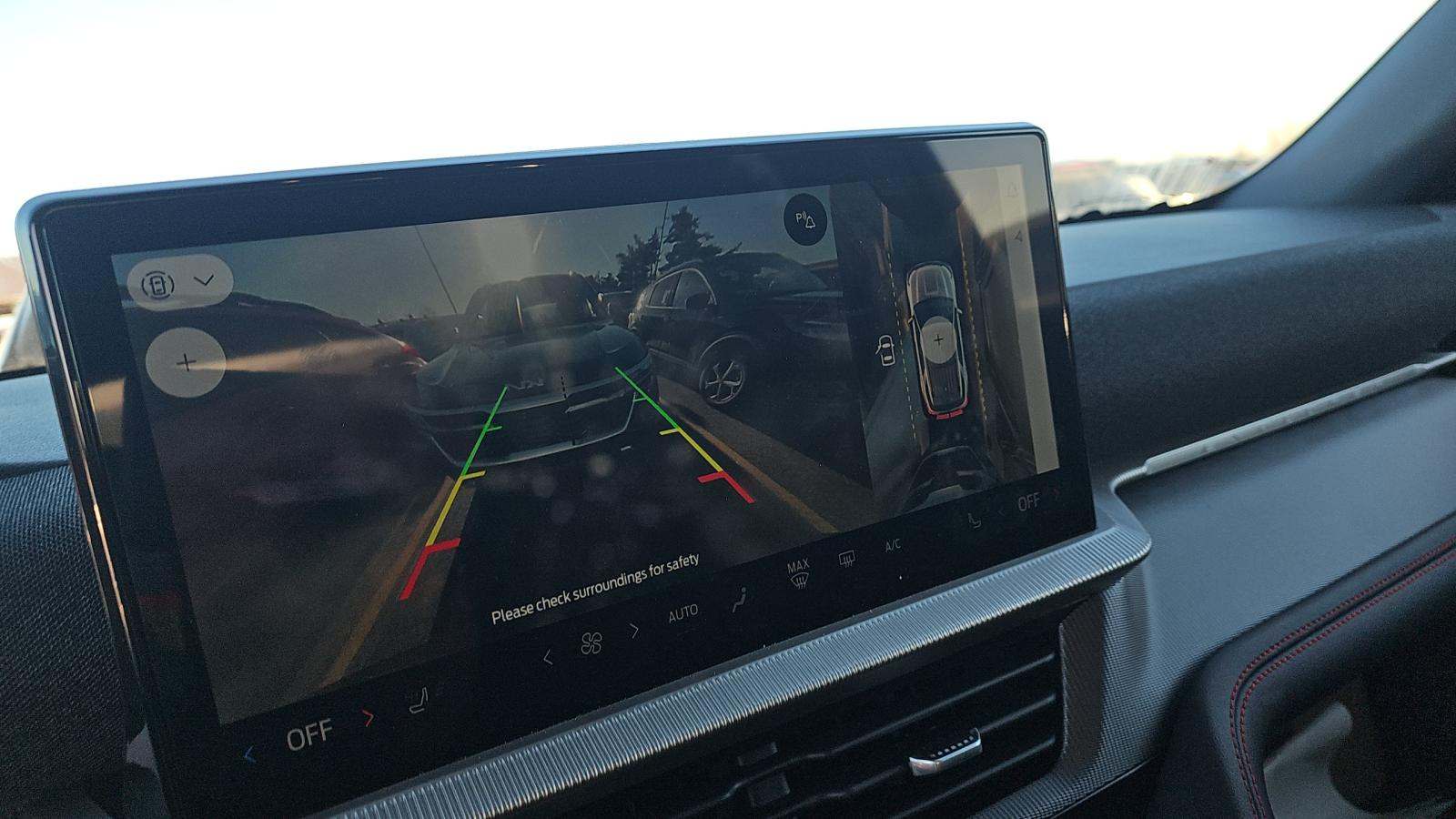 2025 Ford Explorer ST-Line AWD