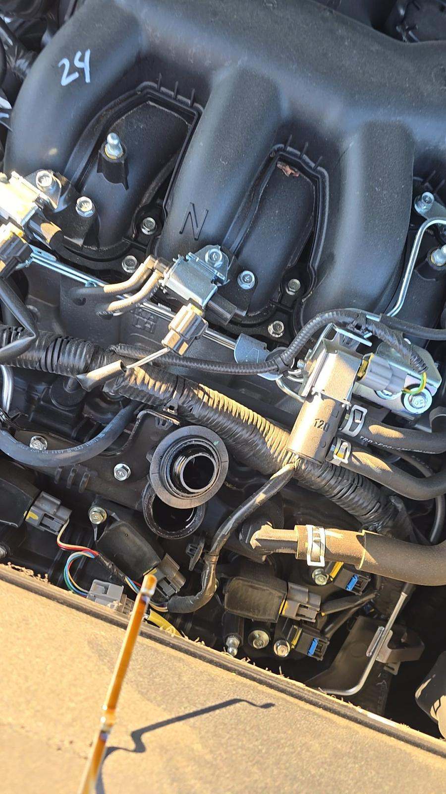 2025 Nissan Pathfinder SL AWD