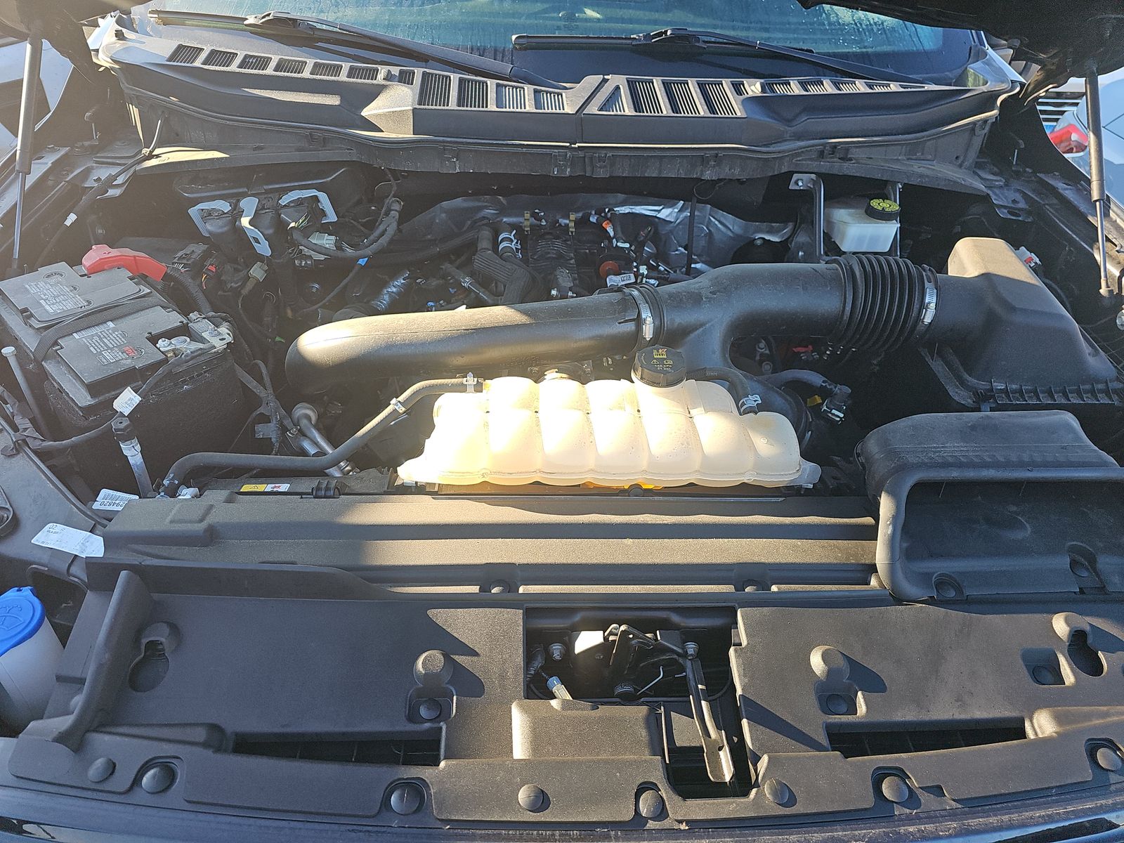 2024 Ford F-150 XLT AWD