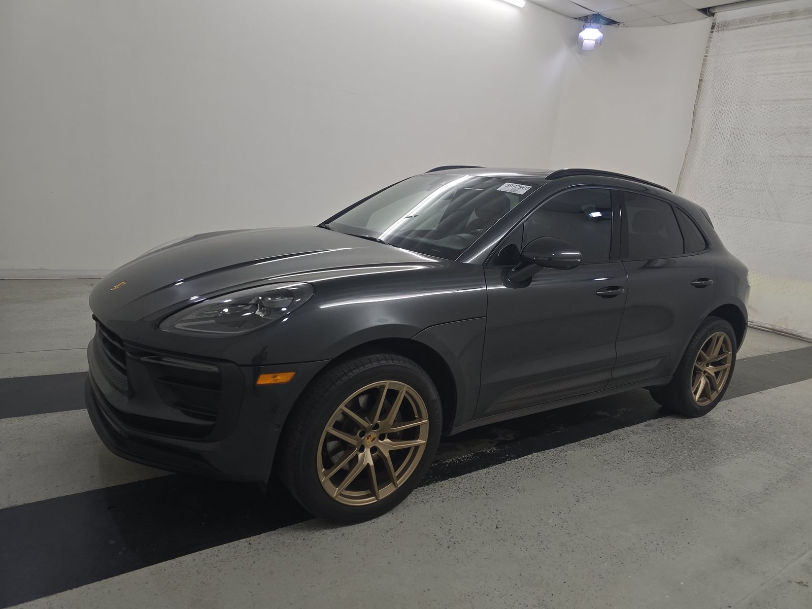 2022 Porsche Macan Base AWD