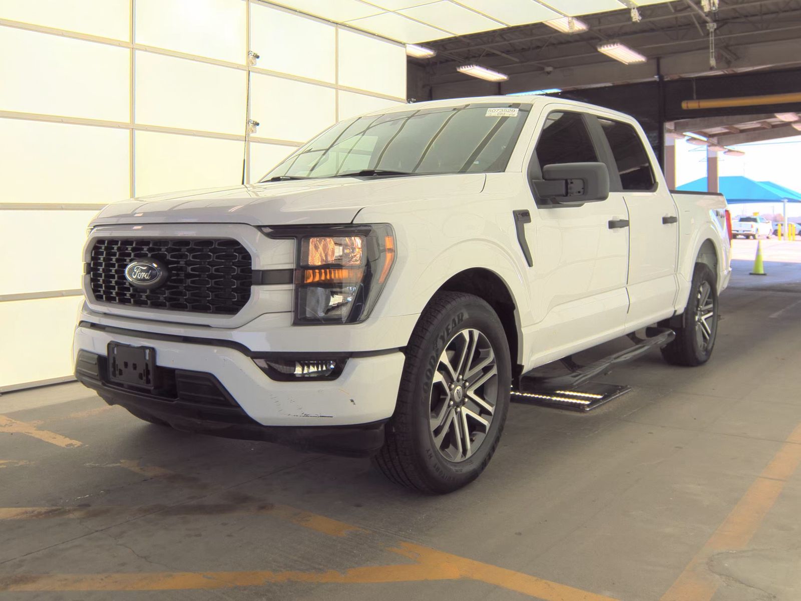 2023 Ford F-150 XL RWD