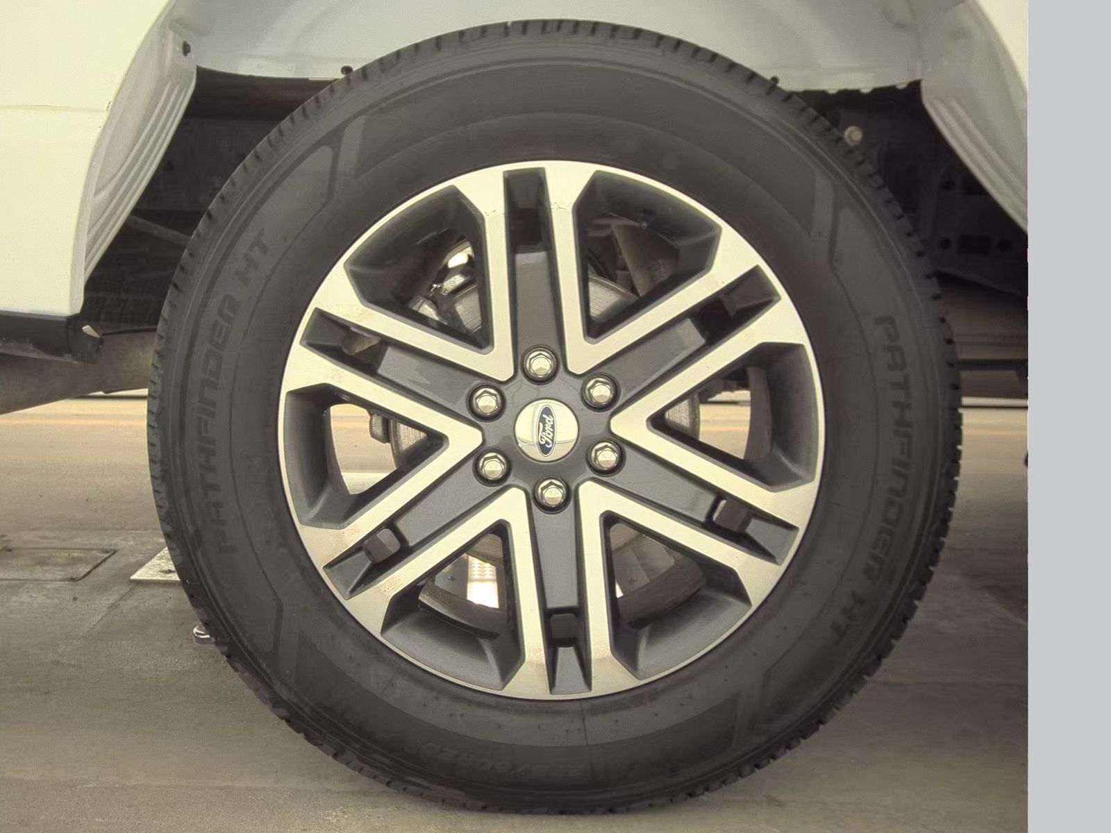 2023 Ford F-150 XL RWD