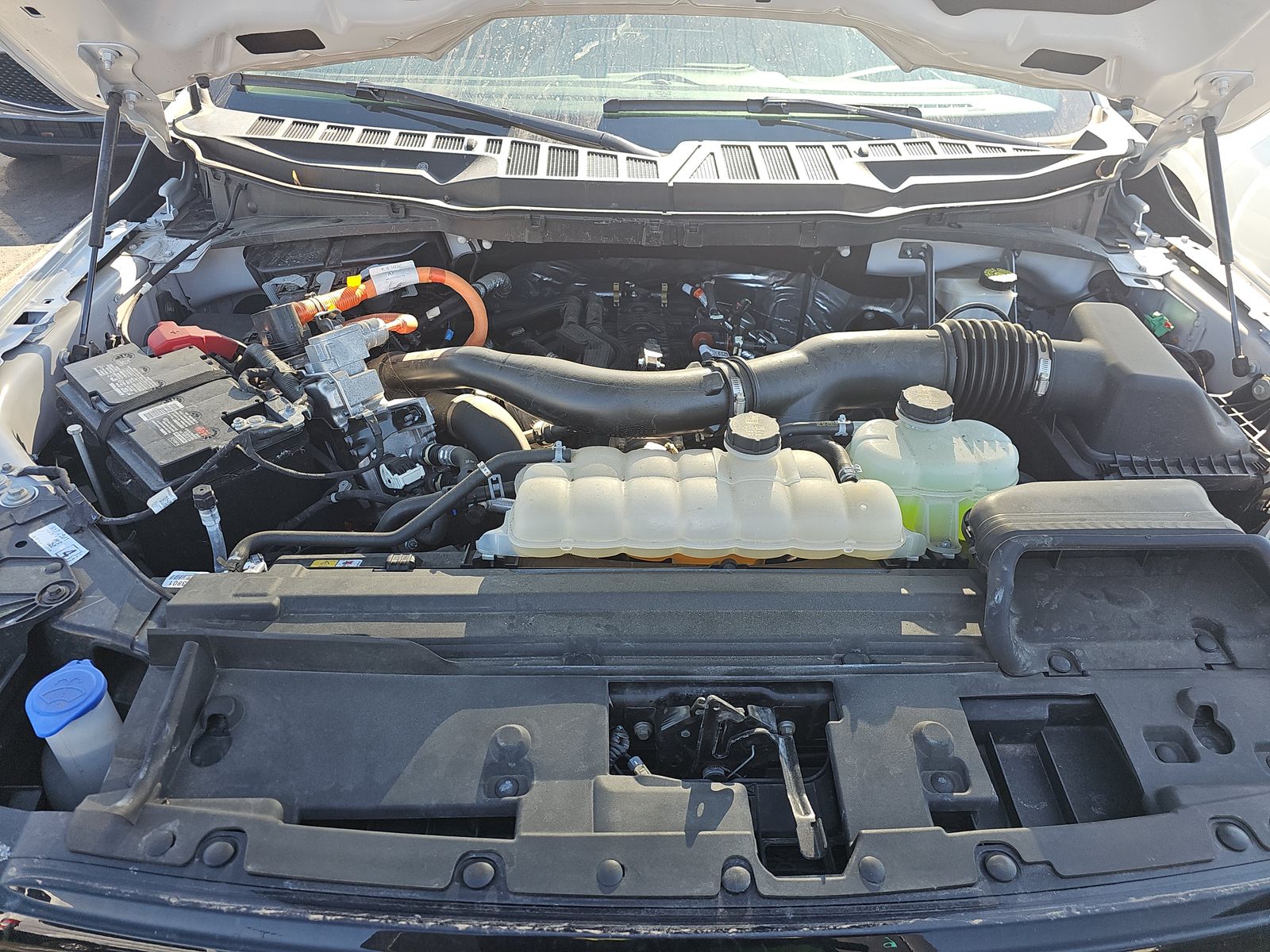 2024 Ford F-150 Hybrid XLT AWD