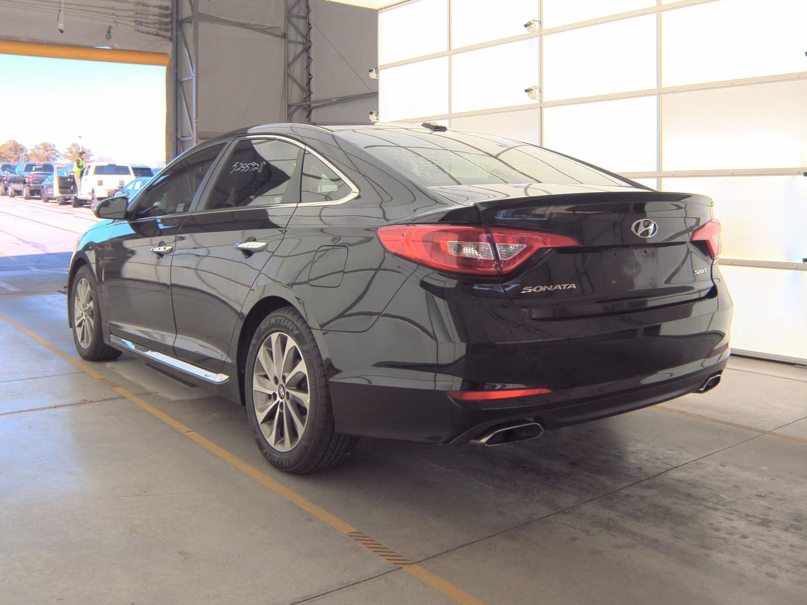 HYUNDAI 2.4L SPORT - 9