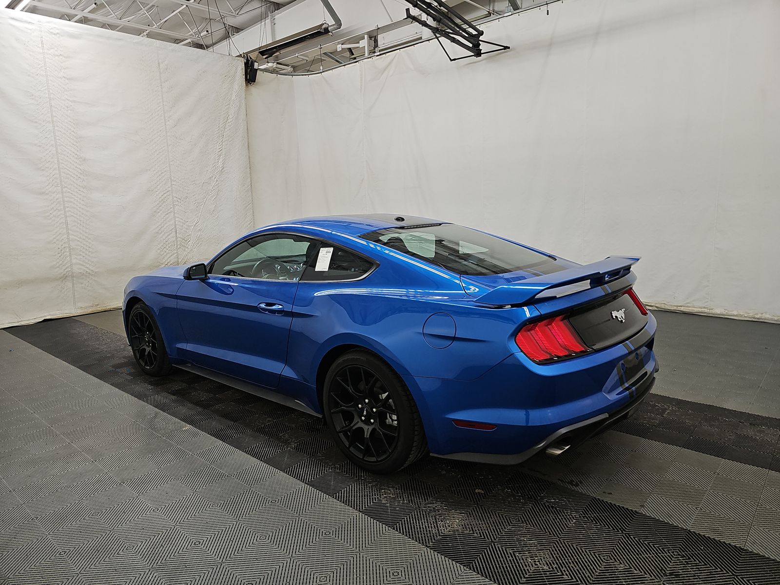 2019 Ford Mustang EcoBoost RWD