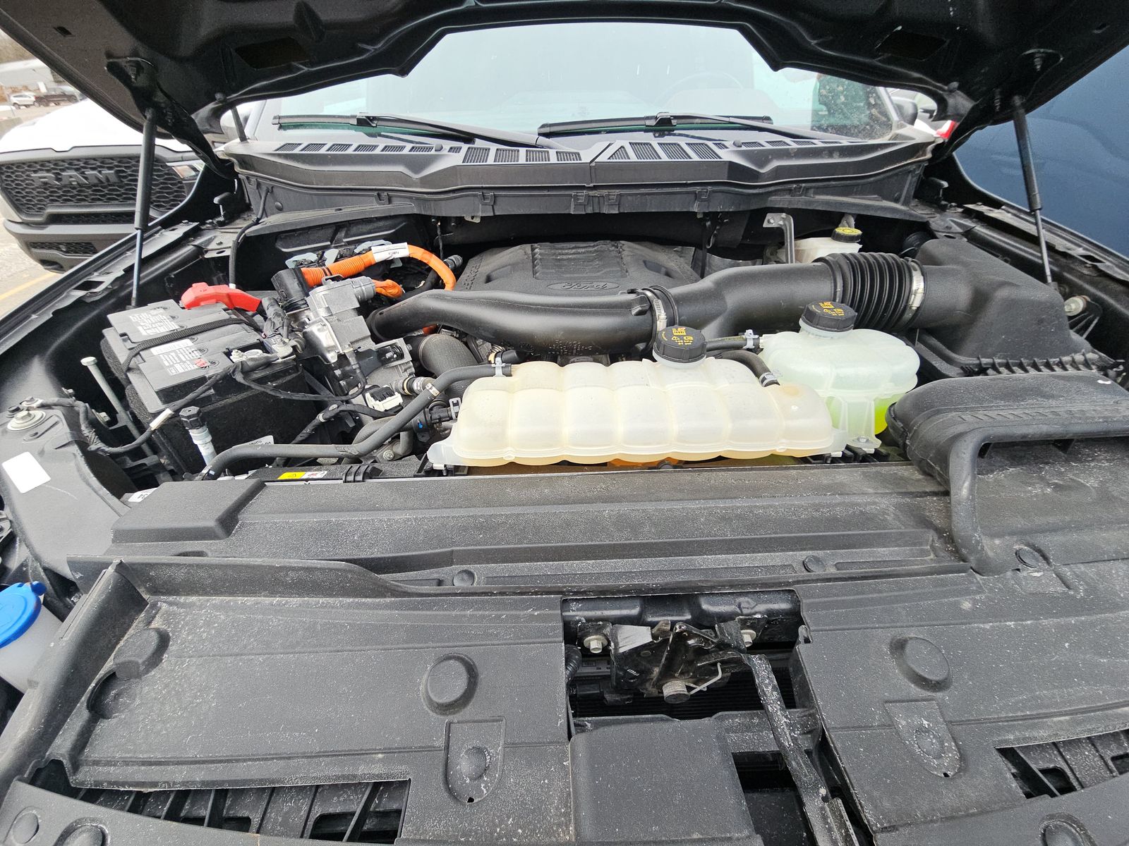 2023 Ford F-150 Hybrid Lariat AWD