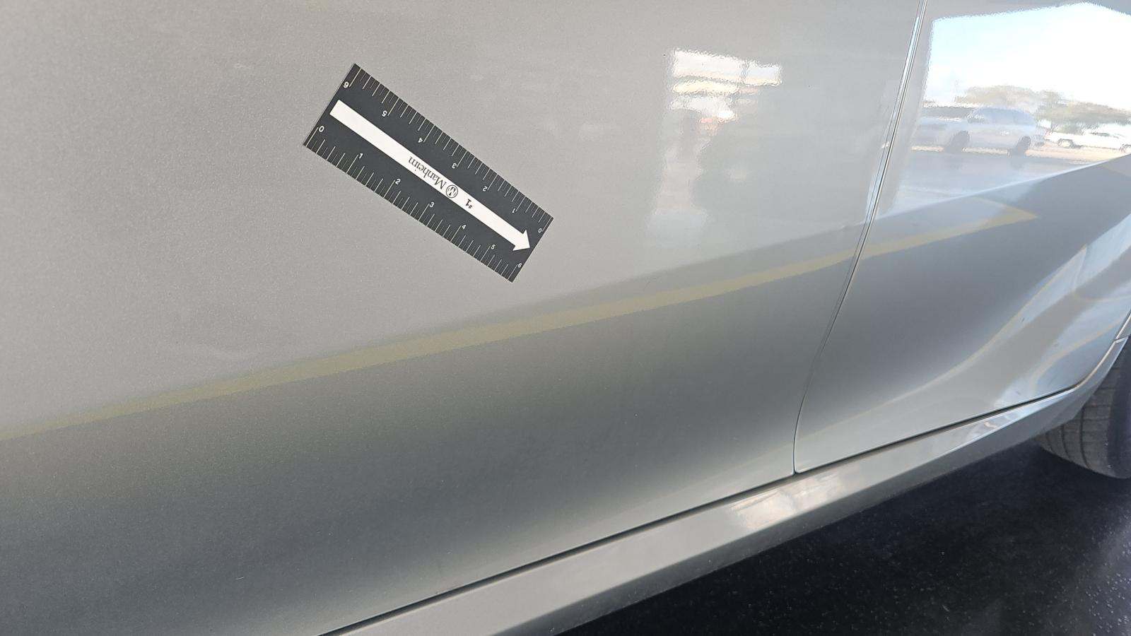 2019 Toyota Camry Hybrid LE FWD