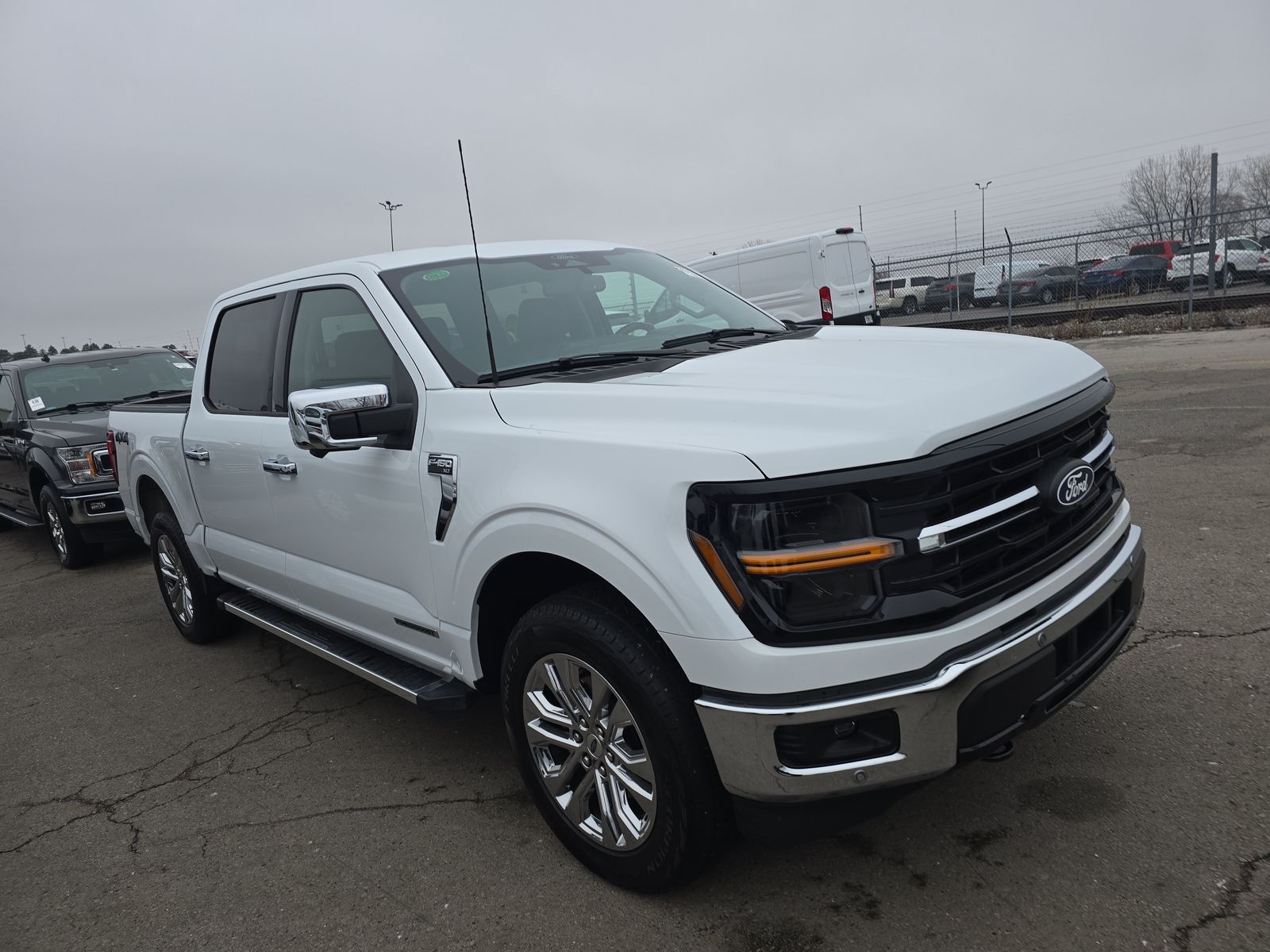 2024 Ford F-150 Hybrid XLT AWD
