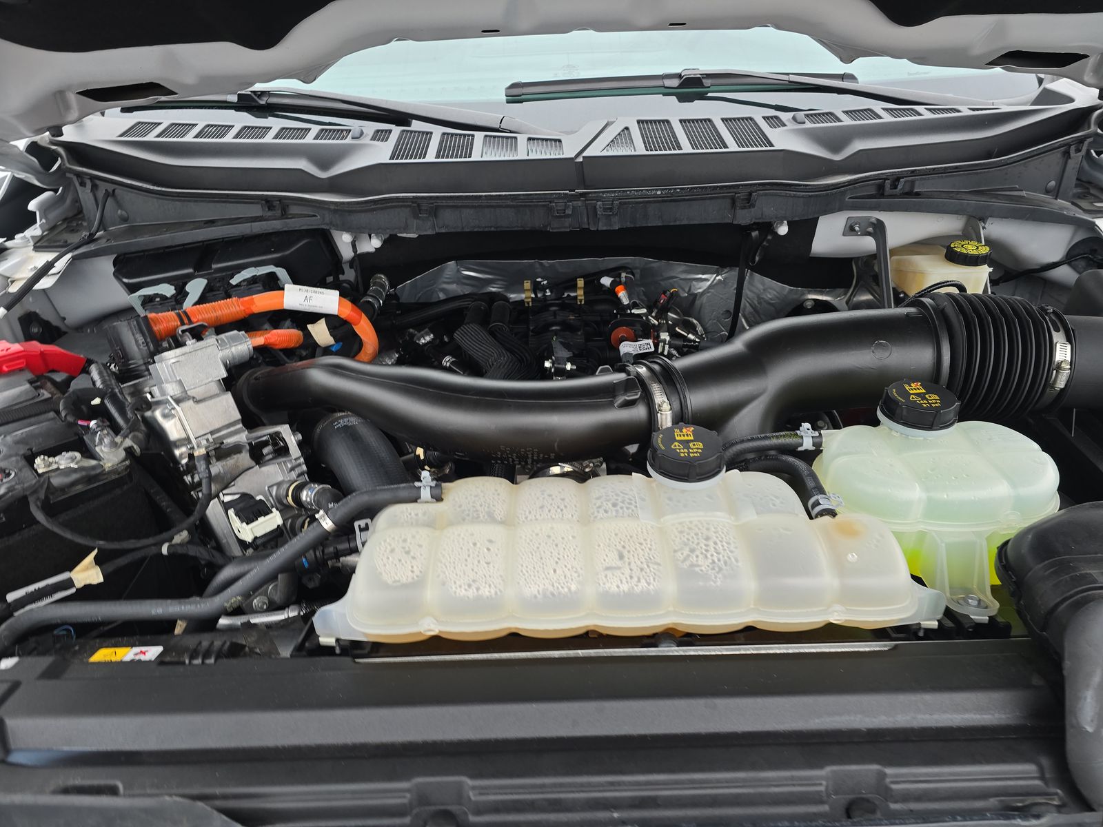 2024 Ford F-150 Hybrid XLT AWD