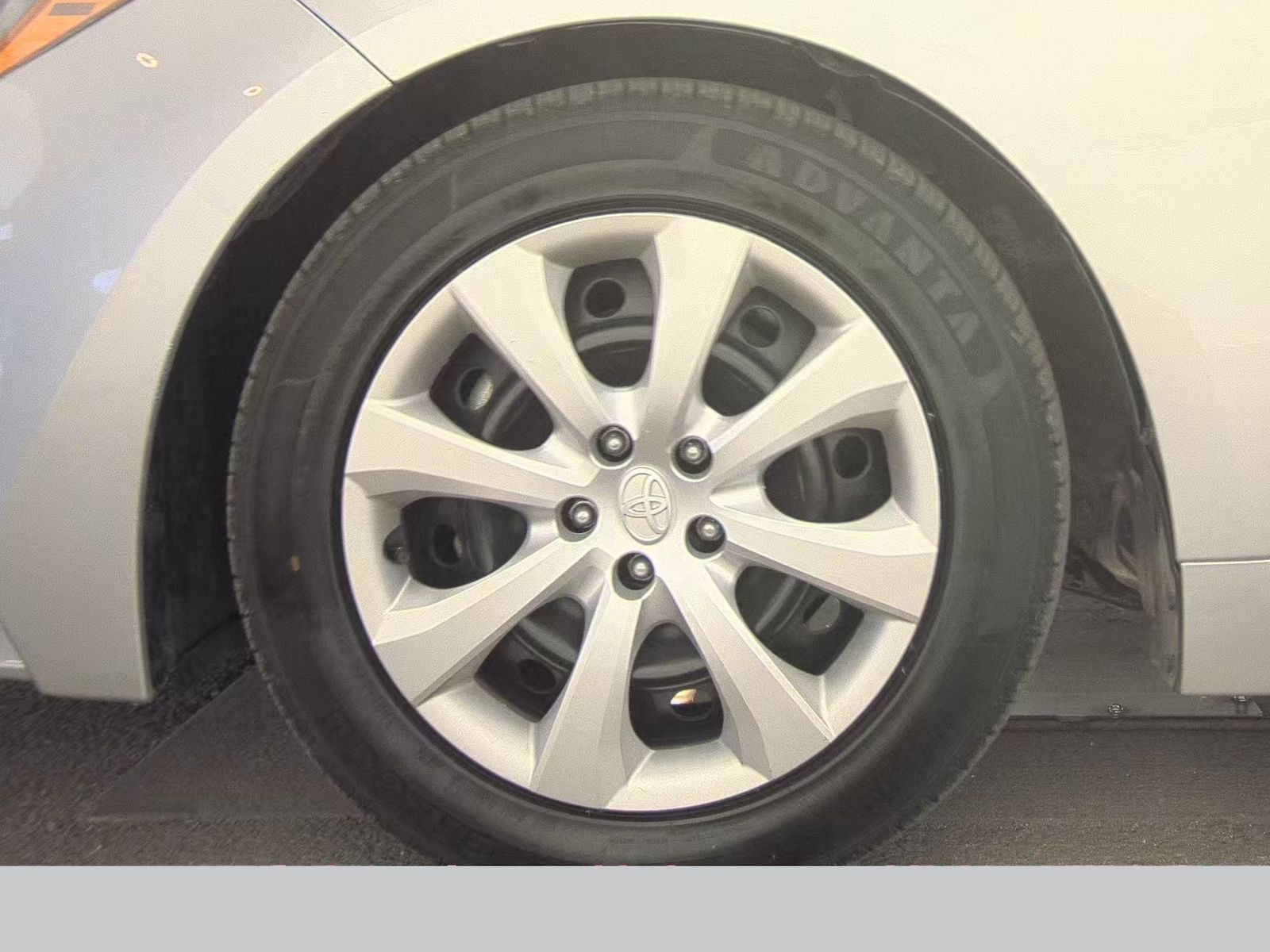 2024 Toyota Corolla LE FWD